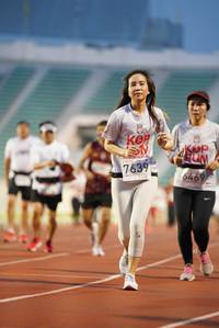 BIB: 7639, 6469
                            <button type="button" onclick="openModal(5909827)" class="btn btn-primary btn-sm float-right btn-popup" data-toggle="modal" data-target=".modal-high-quality">
                        <i class="fas fa-shopping-cart"></i> Add to Cart
                    </button>
                                            <button type="button" onclick="isThisMe(5909827, true)" class="btn btn-success btn-sm float-right btn-popup btn-isme hidden" data-toggle="tooltip" data-placement="bottom" title="นี่คือรูปของคุณใช่ไหม คลิกที่นี่เพื่อเอาเข้าอัลบั้ม">
                        <i class="fas fa-plus"></i> Add to album
                    </button>
                    <button type="button" onclick="isThisMe(5909827, false)" class="btn btn-warning btn-sm float-right btn-popup btn-isnotme hidden">
                        <i class="fas fa-ban"></i> Remove from album
                    </button>