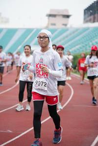 BIB: 1257, 201, 9072
                            <button type="button" onclick="openModal(5914044)" class="btn btn-primary btn-sm float-right btn-popup" data-toggle="modal" data-target=".modal-high-quality">
                        <i class="fas fa-shopping-cart"></i> Add to Cart
                    </button>
                                            <button type="button" onclick="isThisMe(5914044, true)" class="btn btn-success btn-sm float-right btn-popup btn-isme hidden" data-toggle="tooltip" data-placement="bottom" title="นี่คือรูปของคุณใช่ไหม คลิกที่นี่เพื่อเอาเข้าอัลบั้ม">
                        <i class="fas fa-plus"></i> Add to album
                    </button>
                    <button type="button" onclick="isThisMe(5914044, false)" class="btn btn-warning btn-sm float-right btn-popup btn-isnotme hidden">
                        <i class="fas fa-ban"></i> Remove from album
                    </button>