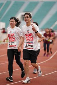 BIB: 2019, 3291, 3290
                            <button type="button" onclick="openModal(5932365)" class="btn btn-primary btn-sm float-right btn-popup" data-toggle="modal" data-target=".modal-high-quality">
                        <i class="fas fa-shopping-cart"></i> Add to Cart
                    </button>
                                            <button type="button" onclick="isThisMe(5932365, true)" class="btn btn-success btn-sm float-right btn-popup btn-isme hidden" data-toggle="tooltip" data-placement="bottom" title="นี่คือรูปของคุณใช่ไหม คลิกที่นี่เพื่อเอาเข้าอัลบั้ม">
                        <i class="fas fa-plus"></i> Add to album
                    </button>
                    <button type="button" onclick="isThisMe(5932365, false)" class="btn btn-warning btn-sm float-right btn-popup btn-isnotme hidden">
                        <i class="fas fa-ban"></i> Remove from album
                    </button>