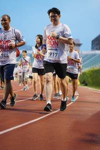 BIB: 2019, 7917, 744, 6198
                            <button type="button" onclick="openModal(5912364)" class="btn btn-primary btn-sm float-right btn-popup" data-toggle="modal" data-target=".modal-high-quality">
                        <i class="fas fa-shopping-cart"></i> Add to Cart
                    </button>
                                            <button type="button" onclick="isThisMe(5912364, true)" class="btn btn-success btn-sm float-right btn-popup btn-isme hidden" data-toggle="tooltip" data-placement="bottom" title="นี่คือรูปของคุณใช่ไหม คลิกที่นี่เพื่อเอาเข้าอัลบั้ม">
                        <i class="fas fa-plus"></i> Add to album
                    </button>
                    <button type="button" onclick="isThisMe(5912364, false)" class="btn btn-warning btn-sm float-right btn-popup btn-isnotme hidden">
                        <i class="fas fa-ban"></i> Remove from album
                    </button>