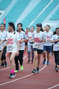 BIB: 830, 7627, 7683
                            <button type="button" onclick="openModal(5916263)" class="btn btn-primary btn-sm float-right btn-popup" data-toggle="modal" data-target=".modal-high-quality">
                        <i class="fas fa-shopping-cart"></i> Add to Cart
                    </button>
                                            <button type="button" onclick="isThisMe(5916263, true)" class="btn btn-success btn-sm float-right btn-popup btn-isme hidden" data-toggle="tooltip" data-placement="bottom" title="นี่คือรูปของคุณใช่ไหม คลิกที่นี่เพื่อเอาเข้าอัลบั้ม">
                        <i class="fas fa-plus"></i> Add to album
                    </button>
                    <button type="button" onclick="isThisMe(5916263, false)" class="btn btn-warning btn-sm float-right btn-popup btn-isnotme hidden">
                        <i class="fas fa-ban"></i> Remove from album
                    </button>