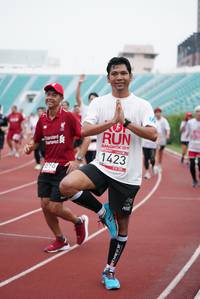 BIB: 201, 1423
                            <button type="button" onclick="openModal(5914033)" class="btn btn-primary btn-sm float-right btn-popup" data-toggle="modal" data-target=".modal-high-quality">
                        <i class="fas fa-shopping-cart"></i> Add to Cart
                    </button>
                                            <button type="button" onclick="isThisMe(5914033, true)" class="btn btn-success btn-sm float-right btn-popup btn-isme hidden" data-toggle="tooltip" data-placement="bottom" title="นี่คือรูปของคุณใช่ไหม คลิกที่นี่เพื่อเอาเข้าอัลบั้ม">
                        <i class="fas fa-plus"></i> Add to album
                    </button>
                    <button type="button" onclick="isThisMe(5914033, false)" class="btn btn-warning btn-sm float-right btn-popup btn-isnotme hidden">
                        <i class="fas fa-ban"></i> Remove from album
                    </button>