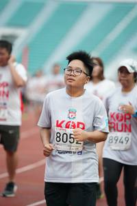 BIB: 8949, 805
                            <button type="button" onclick="openModal(5915474)" class="btn btn-primary btn-sm float-right btn-popup" data-toggle="modal" data-target=".modal-high-quality">
                        <i class="fas fa-shopping-cart"></i> Add to Cart
                    </button>
                                            <button type="button" onclick="isThisMe(5915474, true)" class="btn btn-success btn-sm float-right btn-popup btn-isme hidden" data-toggle="tooltip" data-placement="bottom" title="นี่คือรูปของคุณใช่ไหม คลิกที่นี่เพื่อเอาเข้าอัลบั้ม">
                        <i class="fas fa-plus"></i> Add to album
                    </button>
                    <button type="button" onclick="isThisMe(5915474, false)" class="btn btn-warning btn-sm float-right btn-popup btn-isnotme hidden">
                        <i class="fas fa-ban"></i> Remove from album
                    </button>