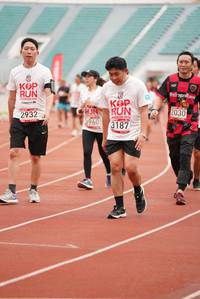 BIB: 3960, 2030, 2932, 201, 3187
                            <button type="button" onclick="openModal(5931286)" class="btn btn-primary btn-sm float-right btn-popup" data-toggle="modal" data-target=".modal-high-quality">
                        <i class="fas fa-shopping-cart"></i> Add to Cart
                    </button>
                                            <button type="button" onclick="isThisMe(5931286, true)" class="btn btn-success btn-sm float-right btn-popup btn-isme hidden" data-toggle="tooltip" data-placement="bottom" title="นี่คือรูปของคุณใช่ไหม คลิกที่นี่เพื่อเอาเข้าอัลบั้ม">
                        <i class="fas fa-plus"></i> Add to album
                    </button>
                    <button type="button" onclick="isThisMe(5931286, false)" class="btn btn-warning btn-sm float-right btn-popup btn-isnotme hidden">
                        <i class="fas fa-ban"></i> Remove from album
                    </button>