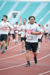 BIB: 8118
                            <button type="button" onclick="openModal(5918285)" class="btn btn-primary btn-sm float-right btn-popup" data-toggle="modal" data-target=".modal-high-quality">
                        <i class="fas fa-shopping-cart"></i> Add to Cart
                    </button>
                                            <button type="button" onclick="isThisMe(5918285, true)" class="btn btn-success btn-sm float-right btn-popup btn-isme hidden" data-toggle="tooltip" data-placement="bottom" title="นี่คือรูปของคุณใช่ไหม คลิกที่นี่เพื่อเอาเข้าอัลบั้ม">
                        <i class="fas fa-plus"></i> Add to album
                    </button>
                    <button type="button" onclick="isThisMe(5918285, false)" class="btn btn-warning btn-sm float-right btn-popup btn-isnotme hidden">
                        <i class="fas fa-ban"></i> Remove from album
                    </button>