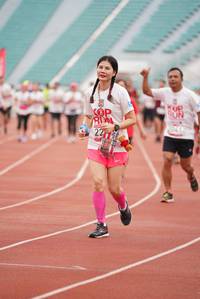 BIB: 221
                            <button type="button" onclick="openModal(5927995)" class="btn btn-primary btn-sm float-right btn-popup" data-toggle="modal" data-target=".modal-high-quality">
                        <i class="fas fa-shopping-cart"></i> Add to Cart
                    </button>
                                            <button type="button" onclick="isThisMe(5927995, true)" class="btn btn-success btn-sm float-right btn-popup btn-isme hidden" data-toggle="tooltip" data-placement="bottom" title="นี่คือรูปของคุณใช่ไหม คลิกที่นี่เพื่อเอาเข้าอัลบั้ม">
                        <i class="fas fa-plus"></i> Add to album
                    </button>
                    <button type="button" onclick="isThisMe(5927995, false)" class="btn btn-warning btn-sm float-right btn-popup btn-isnotme hidden">
                        <i class="fas fa-ban"></i> Remove from album
                    </button>