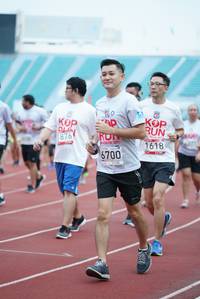 BIB: 876, 1618, 201, 6700
                            <button type="button" onclick="openModal(5916926)" class="btn btn-primary btn-sm float-right btn-popup" data-toggle="modal" data-target=".modal-high-quality">
                        <i class="fas fa-shopping-cart"></i> Add to Cart
                    </button>
                                            <button type="button" onclick="isThisMe(5916926, true)" class="btn btn-success btn-sm float-right btn-popup btn-isme hidden" data-toggle="tooltip" data-placement="bottom" title="นี่คือรูปของคุณใช่ไหม คลิกที่นี่เพื่อเอาเข้าอัลบั้ม">
                        <i class="fas fa-plus"></i> Add to album
                    </button>
                    <button type="button" onclick="isThisMe(5916926, false)" class="btn btn-warning btn-sm float-right btn-popup btn-isnotme hidden">
                        <i class="fas fa-ban"></i> Remove from album
                    </button>