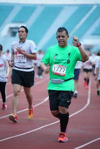 BIB: 7737, 1777
                            <button type="button" onclick="openModal(5915390)" class="btn btn-primary btn-sm float-right btn-popup" data-toggle="modal" data-target=".modal-high-quality">
                        <i class="fas fa-shopping-cart"></i> Add to Cart
                    </button>
                                            <button type="button" onclick="isThisMe(5915390, true)" class="btn btn-success btn-sm float-right btn-popup btn-isme hidden" data-toggle="tooltip" data-placement="bottom" title="นี่คือรูปของคุณใช่ไหม คลิกที่นี่เพื่อเอาเข้าอัลบั้ม">
                        <i class="fas fa-plus"></i> Add to album
                    </button>
                    <button type="button" onclick="isThisMe(5915390, false)" class="btn btn-warning btn-sm float-right btn-popup btn-isnotme hidden">
                        <i class="fas fa-ban"></i> Remove from album
                    </button>