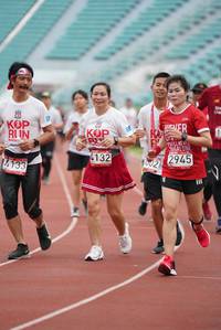 BIB: 4132, 2945, 4133, 
                            <button type="button" onclick="openModal(5926241)" class="btn btn-primary btn-sm float-right btn-popup" data-toggle="modal" data-target=".modal-high-quality">
                        <i class="fas fa-shopping-cart"></i> Add to Cart
                    </button>
                                            <button type="button" onclick="isThisMe(5926241, true)" class="btn btn-success btn-sm float-right btn-popup btn-isme hidden" data-toggle="tooltip" data-placement="bottom" title="นี่คือรูปของคุณใช่ไหม คลิกที่นี่เพื่อเอาเข้าอัลบั้ม">
                        <i class="fas fa-plus"></i> Add to album
                    </button>
                    <button type="button" onclick="isThisMe(5926241, false)" class="btn btn-warning btn-sm float-right btn-popup btn-isnotme hidden">
                        <i class="fas fa-ban"></i> Remove from album
                    </button>