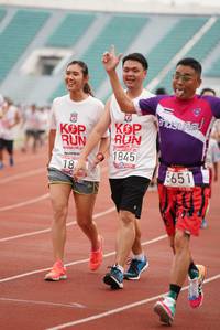 BIB: 010, 1845, 3651
                            <button type="button" onclick="openModal(5929371)" class="btn btn-primary btn-sm float-right btn-popup" data-toggle="modal" data-target=".modal-high-quality">
                        <i class="fas fa-shopping-cart"></i> Add to Cart
                    </button>
                                            <button type="button" onclick="isThisMe(5929371, true)" class="btn btn-success btn-sm float-right btn-popup btn-isme hidden" data-toggle="tooltip" data-placement="bottom" title="นี่คือรูปของคุณใช่ไหม คลิกที่นี่เพื่อเอาเข้าอัลบั้ม">
                        <i class="fas fa-plus"></i> Add to album
                    </button>
                    <button type="button" onclick="isThisMe(5929371, false)" class="btn btn-warning btn-sm float-right btn-popup btn-isnotme hidden">
                        <i class="fas fa-ban"></i> Remove from album
                    </button>