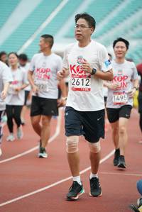 BIB: 2612, 1495
                            <button type="button" onclick="openModal(5917616)" class="btn btn-primary btn-sm float-right btn-popup" data-toggle="modal" data-target=".modal-high-quality">
                        <i class="fas fa-shopping-cart"></i> Add to Cart
                    </button>
                                            <button type="button" onclick="isThisMe(5917616, true)" class="btn btn-success btn-sm float-right btn-popup btn-isme hidden" data-toggle="tooltip" data-placement="bottom" title="นี่คือรูปของคุณใช่ไหม คลิกที่นี่เพื่อเอาเข้าอัลบั้ม">
                        <i class="fas fa-plus"></i> Add to album
                    </button>
                    <button type="button" onclick="isThisMe(5917616, false)" class="btn btn-warning btn-sm float-right btn-popup btn-isnotme hidden">
                        <i class="fas fa-ban"></i> Remove from album
                    </button>