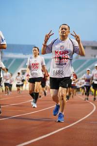 BIB: 8682, 8718
                            <button type="button" onclick="openModal(5912039)" class="btn btn-primary btn-sm float-right btn-popup" data-toggle="modal" data-target=".modal-high-quality">
                        <i class="fas fa-shopping-cart"></i> Add to Cart
                    </button>
                                            <button type="button" onclick="isThisMe(5912039, true)" class="btn btn-success btn-sm float-right btn-popup btn-isme hidden" data-toggle="tooltip" data-placement="bottom" title="นี่คือรูปของคุณใช่ไหม คลิกที่นี่เพื่อเอาเข้าอัลบั้ม">
                        <i class="fas fa-plus"></i> Add to album
                    </button>
                    <button type="button" onclick="isThisMe(5912039, false)" class="btn btn-warning btn-sm float-right btn-popup btn-isnotme hidden">
                        <i class="fas fa-ban"></i> Remove from album
                    </button>