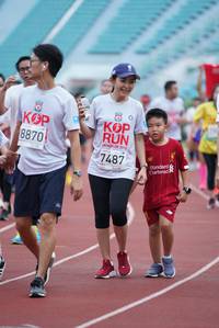 BIB: 870, 201, 7487
                            <button type="button" onclick="openModal(5922529)" class="btn btn-primary btn-sm float-right btn-popup" data-toggle="modal" data-target=".modal-high-quality">
                        <i class="fas fa-shopping-cart"></i> Add to Cart
                    </button>
                                            <button type="button" onclick="isThisMe(5922529, true)" class="btn btn-success btn-sm float-right btn-popup btn-isme hidden" data-toggle="tooltip" data-placement="bottom" title="นี่คือรูปของคุณใช่ไหม คลิกที่นี่เพื่อเอาเข้าอัลบั้ม">
                        <i class="fas fa-plus"></i> Add to album
                    </button>
                    <button type="button" onclick="isThisMe(5922529, false)" class="btn btn-warning btn-sm float-right btn-popup btn-isnotme hidden">
                        <i class="fas fa-ban"></i> Remove from album
                    </button>