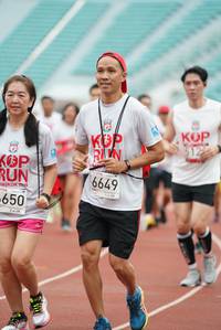 BIB: 6649, 650
                            <button type="button" onclick="openModal(5925018)" class="btn btn-primary btn-sm float-right btn-popup" data-toggle="modal" data-target=".modal-high-quality">
                        <i class="fas fa-shopping-cart"></i> Add to Cart
                    </button>
                                            <button type="button" onclick="isThisMe(5925018, true)" class="btn btn-success btn-sm float-right btn-popup btn-isme hidden" data-toggle="tooltip" data-placement="bottom" title="นี่คือรูปของคุณใช่ไหม คลิกที่นี่เพื่อเอาเข้าอัลบั้ม">
                        <i class="fas fa-plus"></i> Add to album
                    </button>
                    <button type="button" onclick="isThisMe(5925018, false)" class="btn btn-warning btn-sm float-right btn-popup btn-isnotme hidden">
                        <i class="fas fa-ban"></i> Remove from album
                    </button>