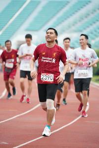 BIB: 2390
                            <button type="button" onclick="openModal(5918737)" class="btn btn-primary btn-sm float-right btn-popup" data-toggle="modal" data-target=".modal-high-quality">
                        <i class="fas fa-shopping-cart"></i> Add to Cart
                    </button>
                                            <button type="button" onclick="isThisMe(5918737, true)" class="btn btn-success btn-sm float-right btn-popup btn-isme hidden" data-toggle="tooltip" data-placement="bottom" title="นี่คือรูปของคุณใช่ไหม คลิกที่นี่เพื่อเอาเข้าอัลบั้ม">
                        <i class="fas fa-plus"></i> Add to album
                    </button>
                    <button type="button" onclick="isThisMe(5918737, false)" class="btn btn-warning btn-sm float-right btn-popup btn-isnotme hidden">
                        <i class="fas fa-ban"></i> Remove from album
                    </button>