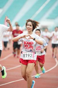 BIB: 8192
                            <button type="button" onclick="openModal(5919128)" class="btn btn-primary btn-sm float-right btn-popup" data-toggle="modal" data-target=".modal-high-quality">
                        <i class="fas fa-shopping-cart"></i> Add to Cart
                    </button>
                                            <button type="button" onclick="isThisMe(5919128, true)" class="btn btn-success btn-sm float-right btn-popup btn-isme hidden" data-toggle="tooltip" data-placement="bottom" title="นี่คือรูปของคุณใช่ไหม คลิกที่นี่เพื่อเอาเข้าอัลบั้ม">
                        <i class="fas fa-plus"></i> Add to album
                    </button>
                    <button type="button" onclick="isThisMe(5919128, false)" class="btn btn-warning btn-sm float-right btn-popup btn-isnotme hidden">
                        <i class="fas fa-ban"></i> Remove from album
                    </button>