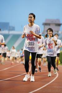 BIB: 7033, 6890
                            <button type="button" onclick="openModal(5911588)" class="btn btn-primary btn-sm float-right btn-popup" data-toggle="modal" data-target=".modal-high-quality">
                        <i class="fas fa-shopping-cart"></i> Add to Cart
                    </button>
                                            <button type="button" onclick="isThisMe(5911588, true)" class="btn btn-success btn-sm float-right btn-popup btn-isme hidden" data-toggle="tooltip" data-placement="bottom" title="นี่คือรูปของคุณใช่ไหม คลิกที่นี่เพื่อเอาเข้าอัลบั้ม">
                        <i class="fas fa-plus"></i> Add to album
                    </button>
                    <button type="button" onclick="isThisMe(5911588, false)" class="btn btn-warning btn-sm float-right btn-popup btn-isnotme hidden">
                        <i class="fas fa-ban"></i> Remove from album
                    </button>