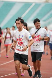 BIB: 2921, 6745
                            <button type="button" onclick="openModal(5923404)" class="btn btn-primary btn-sm float-right btn-popup" data-toggle="modal" data-target=".modal-high-quality">
                        <i class="fas fa-shopping-cart"></i> Add to Cart
                    </button>
                                            <button type="button" onclick="isThisMe(5923404, true)" class="btn btn-success btn-sm float-right btn-popup btn-isme hidden" data-toggle="tooltip" data-placement="bottom" title="นี่คือรูปของคุณใช่ไหม คลิกที่นี่เพื่อเอาเข้าอัลบั้ม">
                        <i class="fas fa-plus"></i> Add to album
                    </button>
                    <button type="button" onclick="isThisMe(5923404, false)" class="btn btn-warning btn-sm float-right btn-popup btn-isnotme hidden">
                        <i class="fas fa-ban"></i> Remove from album
                    </button>