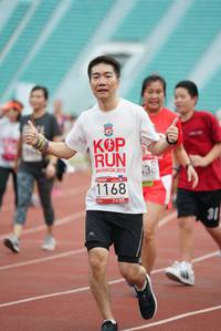 BIB: 2019, 1168
                            <button type="button" onclick="openModal(5920939)" class="btn btn-primary btn-sm float-right btn-popup" data-toggle="modal" data-target=".modal-high-quality">
                        <i class="fas fa-shopping-cart"></i> Add to Cart
                    </button>
                                            <button type="button" onclick="isThisMe(5920939, true)" class="btn btn-success btn-sm float-right btn-popup btn-isme hidden" data-toggle="tooltip" data-placement="bottom" title="นี่คือรูปของคุณใช่ไหม คลิกที่นี่เพื่อเอาเข้าอัลบั้ม">
                        <i class="fas fa-plus"></i> Add to album
                    </button>
                    <button type="button" onclick="isThisMe(5920939, false)" class="btn btn-warning btn-sm float-right btn-popup btn-isnotme hidden">
                        <i class="fas fa-ban"></i> Remove from album
                    </button>