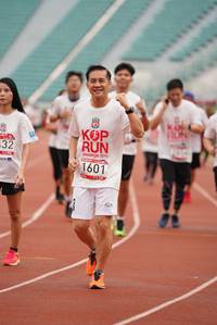 BIB: 2019, 1601
                            <button type="button" onclick="openModal(5932648)" class="btn btn-primary btn-sm float-right btn-popup" data-toggle="modal" data-target=".modal-high-quality">
                        <i class="fas fa-shopping-cart"></i> Add to Cart
                    </button>
                                            <button type="button" onclick="isThisMe(5932648, true)" class="btn btn-success btn-sm float-right btn-popup btn-isme hidden" data-toggle="tooltip" data-placement="bottom" title="นี่คือรูปของคุณใช่ไหม คลิกที่นี่เพื่อเอาเข้าอัลบั้ม">
                        <i class="fas fa-plus"></i> Add to album
                    </button>
                    <button type="button" onclick="isThisMe(5932648, false)" class="btn btn-warning btn-sm float-right btn-popup btn-isnotme hidden">
                        <i class="fas fa-ban"></i> Remove from album
                    </button>