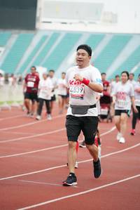 BIB: 4839
                            <button type="button" onclick="openModal(5916716)" class="btn btn-primary btn-sm float-right btn-popup" data-toggle="modal" data-target=".modal-high-quality">
                        <i class="fas fa-shopping-cart"></i> Add to Cart
                    </button>
                                            <button type="button" onclick="isThisMe(5916716, true)" class="btn btn-success btn-sm float-right btn-popup btn-isme hidden" data-toggle="tooltip" data-placement="bottom" title="นี่คือรูปของคุณใช่ไหม คลิกที่นี่เพื่อเอาเข้าอัลบั้ม">
                        <i class="fas fa-plus"></i> Add to album
                    </button>
                    <button type="button" onclick="isThisMe(5916716, false)" class="btn btn-warning btn-sm float-right btn-popup btn-isnotme hidden">
                        <i class="fas fa-ban"></i> Remove from album
                    </button>