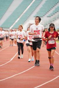 BIB: 3209, 3165
                            <button type="button" onclick="openModal(5931460)" class="btn btn-primary btn-sm float-right btn-popup" data-toggle="modal" data-target=".modal-high-quality">
                        <i class="fas fa-shopping-cart"></i> Add to Cart
                    </button>
                                            <button type="button" onclick="isThisMe(5931460, true)" class="btn btn-success btn-sm float-right btn-popup btn-isme hidden" data-toggle="tooltip" data-placement="bottom" title="นี่คือรูปของคุณใช่ไหม คลิกที่นี่เพื่อเอาเข้าอัลบั้ม">
                        <i class="fas fa-plus"></i> Add to album
                    </button>
                    <button type="button" onclick="isThisMe(5931460, false)" class="btn btn-warning btn-sm float-right btn-popup btn-isnotme hidden">
                        <i class="fas fa-ban"></i> Remove from album
                    </button>