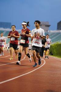 BIB: 3378, 2114
                            <button type="button" onclick="openModal(5909001)" class="btn btn-primary btn-sm float-right btn-popup" data-toggle="modal" data-target=".modal-high-quality">
                        <i class="fas fa-shopping-cart"></i> Add to Cart
                    </button>
                                            <button type="button" onclick="isThisMe(5909001, true)" class="btn btn-success btn-sm float-right btn-popup btn-isme hidden" data-toggle="tooltip" data-placement="bottom" title="นี่คือรูปของคุณใช่ไหม คลิกที่นี่เพื่อเอาเข้าอัลบั้ม">
                        <i class="fas fa-plus"></i> Add to album
                    </button>
                    <button type="button" onclick="isThisMe(5909001, false)" class="btn btn-warning btn-sm float-right btn-popup btn-isnotme hidden">
                        <i class="fas fa-ban"></i> Remove from album
                    </button>