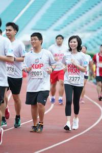 BIB: 7005, 378, 7377
                            <button type="button" onclick="openModal(5918819)" class="btn btn-primary btn-sm float-right btn-popup" data-toggle="modal" data-target=".modal-high-quality">
                        <i class="fas fa-shopping-cart"></i> Add to Cart
                    </button>
                                            <button type="button" onclick="isThisMe(5918819, true)" class="btn btn-success btn-sm float-right btn-popup btn-isme hidden" data-toggle="tooltip" data-placement="bottom" title="นี่คือรูปของคุณใช่ไหม คลิกที่นี่เพื่อเอาเข้าอัลบั้ม">
                        <i class="fas fa-plus"></i> Add to album
                    </button>
                    <button type="button" onclick="isThisMe(5918819, false)" class="btn btn-warning btn-sm float-right btn-popup btn-isnotme hidden">
                        <i class="fas fa-ban"></i> Remove from album
                    </button>