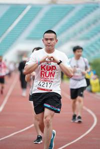 BIB: 2019, 4217
                            <button type="button" onclick="openModal(5920335)" class="btn btn-primary btn-sm float-right btn-popup" data-toggle="modal" data-target=".modal-high-quality">
                        <i class="fas fa-shopping-cart"></i> Add to Cart
                    </button>
                                            <button type="button" onclick="isThisMe(5920335, true)" class="btn btn-success btn-sm float-right btn-popup btn-isme hidden" data-toggle="tooltip" data-placement="bottom" title="นี่คือรูปของคุณใช่ไหม คลิกที่นี่เพื่อเอาเข้าอัลบั้ม">
                        <i class="fas fa-plus"></i> Add to album
                    </button>
                    <button type="button" onclick="isThisMe(5920335, false)" class="btn btn-warning btn-sm float-right btn-popup btn-isnotme hidden">
                        <i class="fas fa-ban"></i> Remove from album
                    </button>