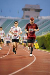 BIB: 3654, 1755
                            <button type="button" onclick="openModal(5909645)" class="btn btn-primary btn-sm float-right btn-popup" data-toggle="modal" data-target=".modal-high-quality">
                        <i class="fas fa-shopping-cart"></i> Add to Cart
                    </button>
                                            <button type="button" onclick="isThisMe(5909645, true)" class="btn btn-success btn-sm float-right btn-popup btn-isme hidden" data-toggle="tooltip" data-placement="bottom" title="นี่คือรูปของคุณใช่ไหม คลิกที่นี่เพื่อเอาเข้าอัลบั้ม">
                        <i class="fas fa-plus"></i> Add to album
                    </button>
                    <button type="button" onclick="isThisMe(5909645, false)" class="btn btn-warning btn-sm float-right btn-popup btn-isnotme hidden">
                        <i class="fas fa-ban"></i> Remove from album
                    </button>