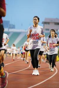 BIB: 7033, 6890
                            <button type="button" onclick="openModal(5911609)" class="btn btn-primary btn-sm float-right btn-popup" data-toggle="modal" data-target=".modal-high-quality">
                        <i class="fas fa-shopping-cart"></i> Add to Cart
                    </button>
                                            <button type="button" onclick="isThisMe(5911609, true)" class="btn btn-success btn-sm float-right btn-popup btn-isme hidden" data-toggle="tooltip" data-placement="bottom" title="นี่คือรูปของคุณใช่ไหม คลิกที่นี่เพื่อเอาเข้าอัลบั้ม">
                        <i class="fas fa-plus"></i> Add to album
                    </button>
                    <button type="button" onclick="isThisMe(5911609, false)" class="btn btn-warning btn-sm float-right btn-popup btn-isnotme hidden">
                        <i class="fas fa-ban"></i> Remove from album
                    </button>