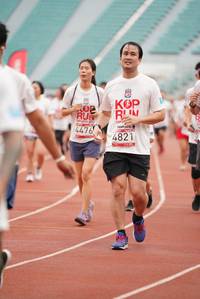 BIB: 4476, 4821
                            <button type="button" onclick="openModal(5930825)" class="btn btn-primary btn-sm float-right btn-popup" data-toggle="modal" data-target=".modal-high-quality">
                        <i class="fas fa-shopping-cart"></i> Add to Cart
                    </button>
                                            <button type="button" onclick="isThisMe(5930825, true)" class="btn btn-success btn-sm float-right btn-popup btn-isme hidden" data-toggle="tooltip" data-placement="bottom" title="นี่คือรูปของคุณใช่ไหม คลิกที่นี่เพื่อเอาเข้าอัลบั้ม">
                        <i class="fas fa-plus"></i> Add to album
                    </button>
                    <button type="button" onclick="isThisMe(5930825, false)" class="btn btn-warning btn-sm float-right btn-popup btn-isnotme hidden">
                        <i class="fas fa-ban"></i> Remove from album
                    </button>