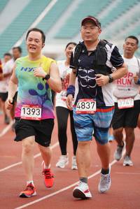 BIB: 3747, 4837, 1393
                            <button type="button" onclick="openModal(5931078)" class="btn btn-primary btn-sm float-right btn-popup" data-toggle="modal" data-target=".modal-high-quality">
                        <i class="fas fa-shopping-cart"></i> Add to Cart
                    </button>
                                            <button type="button" onclick="isThisMe(5931078, true)" class="btn btn-success btn-sm float-right btn-popup btn-isme hidden" data-toggle="tooltip" data-placement="bottom" title="นี่คือรูปของคุณใช่ไหม คลิกที่นี่เพื่อเอาเข้าอัลบั้ม">
                        <i class="fas fa-plus"></i> Add to album
                    </button>
                    <button type="button" onclick="isThisMe(5931078, false)" class="btn btn-warning btn-sm float-right btn-popup btn-isnotme hidden">
                        <i class="fas fa-ban"></i> Remove from album
                    </button>