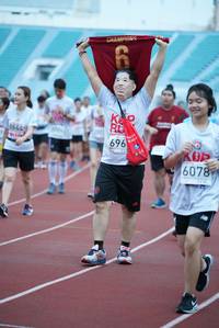 BIB: 696, 8644, 6078
                            <button type="button" onclick="openModal(5913966)" class="btn btn-primary btn-sm float-right btn-popup" data-toggle="modal" data-target=".modal-high-quality">
                        <i class="fas fa-shopping-cart"></i> Add to Cart
                    </button>
                                            <button type="button" onclick="isThisMe(5913966, true)" class="btn btn-success btn-sm float-right btn-popup btn-isme hidden" data-toggle="tooltip" data-placement="bottom" title="นี่คือรูปของคุณใช่ไหม คลิกที่นี่เพื่อเอาเข้าอัลบั้ม">
                        <i class="fas fa-plus"></i> Add to album
                    </button>
                    <button type="button" onclick="isThisMe(5913966, false)" class="btn btn-warning btn-sm float-right btn-popup btn-isnotme hidden">
                        <i class="fas fa-ban"></i> Remove from album
                    </button>