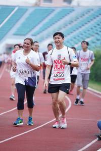 BIB: 4155, 2019, 7670, 4850
                            <button type="button" onclick="openModal(5919578)" class="btn btn-primary btn-sm float-right btn-popup" data-toggle="modal" data-target=".modal-high-quality">
                        <i class="fas fa-shopping-cart"></i> Add to Cart
                    </button>
                                            <button type="button" onclick="isThisMe(5919578, true)" class="btn btn-success btn-sm float-right btn-popup btn-isme hidden" data-toggle="tooltip" data-placement="bottom" title="นี่คือรูปของคุณใช่ไหม คลิกที่นี่เพื่อเอาเข้าอัลบั้ม">
                        <i class="fas fa-plus"></i> Add to album
                    </button>
                    <button type="button" onclick="isThisMe(5919578, false)" class="btn btn-warning btn-sm float-right btn-popup btn-isnotme hidden">
                        <i class="fas fa-ban"></i> Remove from album
                    </button>