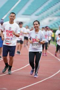 BIB: 8759, 5447
                            <button type="button" onclick="openModal(5923722)" class="btn btn-primary btn-sm float-right btn-popup" data-toggle="modal" data-target=".modal-high-quality">
                        <i class="fas fa-shopping-cart"></i> Add to Cart
                    </button>
                                            <button type="button" onclick="isThisMe(5923722, true)" class="btn btn-success btn-sm float-right btn-popup btn-isme hidden" data-toggle="tooltip" data-placement="bottom" title="นี่คือรูปของคุณใช่ไหม คลิกที่นี่เพื่อเอาเข้าอัลบั้ม">
                        <i class="fas fa-plus"></i> Add to album
                    </button>
                    <button type="button" onclick="isThisMe(5923722, false)" class="btn btn-warning btn-sm float-right btn-popup btn-isnotme hidden">
                        <i class="fas fa-ban"></i> Remove from album
                    </button>