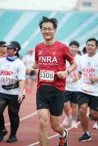 BIB: 7619, 5308, 956
                            <button type="button" onclick="openModal(5918476)" class="btn btn-primary btn-sm float-right btn-popup" data-toggle="modal" data-target=".modal-high-quality">
                        <i class="fas fa-shopping-cart"></i> Add to Cart
                    </button>
                                            <button type="button" onclick="isThisMe(5918476, true)" class="btn btn-success btn-sm float-right btn-popup btn-isme hidden" data-toggle="tooltip" data-placement="bottom" title="นี่คือรูปของคุณใช่ไหม คลิกที่นี่เพื่อเอาเข้าอัลบั้ม">
                        <i class="fas fa-plus"></i> Add to album
                    </button>
                    <button type="button" onclick="isThisMe(5918476, false)" class="btn btn-warning btn-sm float-right btn-popup btn-isnotme hidden">
                        <i class="fas fa-ban"></i> Remove from album
                    </button>