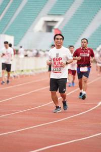 BIB: 2240
                            <button type="button" onclick="openModal(5931969)" class="btn btn-primary btn-sm float-right btn-popup" data-toggle="modal" data-target=".modal-high-quality">
                        <i class="fas fa-shopping-cart"></i> Add to Cart
                    </button>
                                            <button type="button" onclick="isThisMe(5931969, true)" class="btn btn-success btn-sm float-right btn-popup btn-isme hidden" data-toggle="tooltip" data-placement="bottom" title="นี่คือรูปของคุณใช่ไหม คลิกที่นี่เพื่อเอาเข้าอัลบั้ม">
                        <i class="fas fa-plus"></i> Add to album
                    </button>
                    <button type="button" onclick="isThisMe(5931969, false)" class="btn btn-warning btn-sm float-right btn-popup btn-isnotme hidden">
                        <i class="fas fa-ban"></i> Remove from album
                    </button>