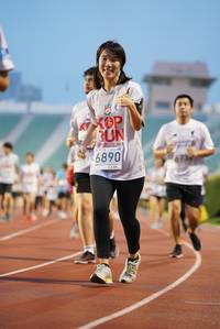 BIB: 201, 6890
                            <button type="button" onclick="openModal(5911633)" class="btn btn-primary btn-sm float-right btn-popup" data-toggle="modal" data-target=".modal-high-quality">
                        <i class="fas fa-shopping-cart"></i> Add to Cart
                    </button>
                                            <button type="button" onclick="isThisMe(5911633, true)" class="btn btn-success btn-sm float-right btn-popup btn-isme hidden" data-toggle="tooltip" data-placement="bottom" title="นี่คือรูปของคุณใช่ไหม คลิกที่นี่เพื่อเอาเข้าอัลบั้ม">
                        <i class="fas fa-plus"></i> Add to album
                    </button>
                    <button type="button" onclick="isThisMe(5911633, false)" class="btn btn-warning btn-sm float-right btn-popup btn-isnotme hidden">
                        <i class="fas fa-ban"></i> Remove from album
                    </button>