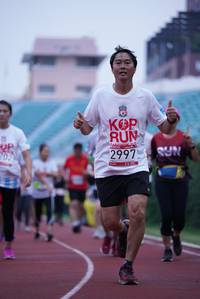 BIB: 2997, 202
                            <button type="button" onclick="openModal(5912864)" class="btn btn-primary btn-sm float-right btn-popup" data-toggle="modal" data-target=".modal-high-quality">
                        <i class="fas fa-shopping-cart"></i> Add to Cart
                    </button>
                                            <button type="button" onclick="isThisMe(5912864, true)" class="btn btn-success btn-sm float-right btn-popup btn-isme hidden" data-toggle="tooltip" data-placement="bottom" title="นี่คือรูปของคุณใช่ไหม คลิกที่นี่เพื่อเอาเข้าอัลบั้ม">
                        <i class="fas fa-plus"></i> Add to album
                    </button>
                    <button type="button" onclick="isThisMe(5912864, false)" class="btn btn-warning btn-sm float-right btn-popup btn-isnotme hidden">
                        <i class="fas fa-ban"></i> Remove from album
                    </button>