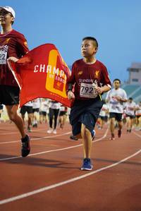 BIB: 792
                            <button type="button" onclick="openModal(5910155)" class="btn btn-primary btn-sm float-right btn-popup" data-toggle="modal" data-target=".modal-high-quality">
                        <i class="fas fa-shopping-cart"></i> Add to Cart
                    </button>
                                            <button type="button" onclick="isThisMe(5910155, true)" class="btn btn-success btn-sm float-right btn-popup btn-isme hidden" data-toggle="tooltip" data-placement="bottom" title="นี่คือรูปของคุณใช่ไหม คลิกที่นี่เพื่อเอาเข้าอัลบั้ม">
                        <i class="fas fa-plus"></i> Add to album
                    </button>
                    <button type="button" onclick="isThisMe(5910155, false)" class="btn btn-warning btn-sm float-right btn-popup btn-isnotme hidden">
                        <i class="fas fa-ban"></i> Remove from album
                    </button>