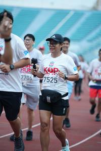 BIB: 7525, 7706
                            <button type="button" onclick="openModal(5915269)" class="btn btn-primary btn-sm float-right btn-popup" data-toggle="modal" data-target=".modal-high-quality">
                        <i class="fas fa-shopping-cart"></i> Add to Cart
                    </button>
                                            <button type="button" onclick="isThisMe(5915269, true)" class="btn btn-success btn-sm float-right btn-popup btn-isme hidden" data-toggle="tooltip" data-placement="bottom" title="นี่คือรูปของคุณใช่ไหม คลิกที่นี่เพื่อเอาเข้าอัลบั้ม">
                        <i class="fas fa-plus"></i> Add to album
                    </button>
                    <button type="button" onclick="isThisMe(5915269, false)" class="btn btn-warning btn-sm float-right btn-popup btn-isnotme hidden">
                        <i class="fas fa-ban"></i> Remove from album
                    </button>