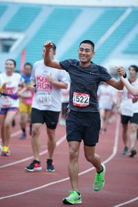 BIB: 1522, 6281
                            <button type="button" onclick="openModal(5916551)" class="btn btn-primary btn-sm float-right btn-popup" data-toggle="modal" data-target=".modal-high-quality">
                        <i class="fas fa-shopping-cart"></i> Add to Cart
                    </button>
                                            <button type="button" onclick="isThisMe(5916551, true)" class="btn btn-success btn-sm float-right btn-popup btn-isme hidden" data-toggle="tooltip" data-placement="bottom" title="นี่คือรูปของคุณใช่ไหม คลิกที่นี่เพื่อเอาเข้าอัลบั้ม">
                        <i class="fas fa-plus"></i> Add to album
                    </button>
                    <button type="button" onclick="isThisMe(5916551, false)" class="btn btn-warning btn-sm float-right btn-popup btn-isnotme hidden">
                        <i class="fas fa-ban"></i> Remove from album
                    </button>