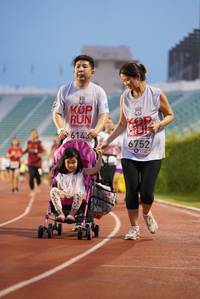 BIB: 201, 6143, 6752
                            <button type="button" onclick="openModal(5910731)" class="btn btn-primary btn-sm float-right btn-popup" data-toggle="modal" data-target=".modal-high-quality">
                        <i class="fas fa-shopping-cart"></i> Add to Cart
                    </button>
                                            <button type="button" onclick="isThisMe(5910731, true)" class="btn btn-success btn-sm float-right btn-popup btn-isme hidden" data-toggle="tooltip" data-placement="bottom" title="นี่คือรูปของคุณใช่ไหม คลิกที่นี่เพื่อเอาเข้าอัลบั้ม">
                        <i class="fas fa-plus"></i> Add to album
                    </button>
                    <button type="button" onclick="isThisMe(5910731, false)" class="btn btn-warning btn-sm float-right btn-popup btn-isnotme hidden">
                        <i class="fas fa-ban"></i> Remove from album
                    </button>