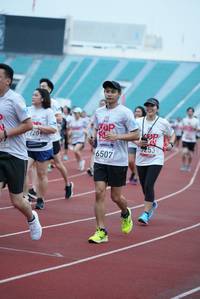 BIB: 253, 6507
                            <button type="button" onclick="openModal(5914766)" class="btn btn-primary btn-sm float-right btn-popup" data-toggle="modal" data-target=".modal-high-quality">
                        <i class="fas fa-shopping-cart"></i> Add to Cart
                    </button>
                                            <button type="button" onclick="isThisMe(5914766, true)" class="btn btn-success btn-sm float-right btn-popup btn-isme hidden" data-toggle="tooltip" data-placement="bottom" title="นี่คือรูปของคุณใช่ไหม คลิกที่นี่เพื่อเอาเข้าอัลบั้ม">
                        <i class="fas fa-plus"></i> Add to album
                    </button>
                    <button type="button" onclick="isThisMe(5914766, false)" class="btn btn-warning btn-sm float-right btn-popup btn-isnotme hidden">
                        <i class="fas fa-ban"></i> Remove from album
                    </button>