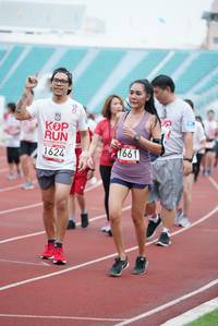 BIB: 200, 1661, 1624
                            <button type="button" onclick="openModal(5917045)" class="btn btn-primary btn-sm float-right btn-popup" data-toggle="modal" data-target=".modal-high-quality">
                        <i class="fas fa-shopping-cart"></i> Add to Cart
                    </button>
                                            <button type="button" onclick="isThisMe(5917045, true)" class="btn btn-success btn-sm float-right btn-popup btn-isme hidden" data-toggle="tooltip" data-placement="bottom" title="นี่คือรูปของคุณใช่ไหม คลิกที่นี่เพื่อเอาเข้าอัลบั้ม">
                        <i class="fas fa-plus"></i> Add to album
                    </button>
                    <button type="button" onclick="isThisMe(5917045, false)" class="btn btn-warning btn-sm float-right btn-popup btn-isnotme hidden">
                        <i class="fas fa-ban"></i> Remove from album
                    </button>