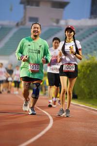 BIB: 1009, 1010
                            <button type="button" onclick="openModal(5909932)" class="btn btn-primary btn-sm float-right btn-popup" data-toggle="modal" data-target=".modal-high-quality">
                        <i class="fas fa-shopping-cart"></i> Add to Cart
                    </button>
                                            <button type="button" onclick="isThisMe(5909932, true)" class="btn btn-success btn-sm float-right btn-popup btn-isme hidden" data-toggle="tooltip" data-placement="bottom" title="นี่คือรูปของคุณใช่ไหม คลิกที่นี่เพื่อเอาเข้าอัลบั้ม">
                        <i class="fas fa-plus"></i> Add to album
                    </button>
                    <button type="button" onclick="isThisMe(5909932, false)" class="btn btn-warning btn-sm float-right btn-popup btn-isnotme hidden">
                        <i class="fas fa-ban"></i> Remove from album
                    </button>