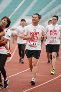 BIB: 2019, 5257, 5023
                            <button type="button" onclick="openModal(5929045)" class="btn btn-primary btn-sm float-right btn-popup" data-toggle="modal" data-target=".modal-high-quality">
                        <i class="fas fa-shopping-cart"></i> Add to Cart
                    </button>
                                            <button type="button" onclick="isThisMe(5929045, true)" class="btn btn-success btn-sm float-right btn-popup btn-isme hidden" data-toggle="tooltip" data-placement="bottom" title="นี่คือรูปของคุณใช่ไหม คลิกที่นี่เพื่อเอาเข้าอัลบั้ม">
                        <i class="fas fa-plus"></i> Add to album
                    </button>
                    <button type="button" onclick="isThisMe(5929045, false)" class="btn btn-warning btn-sm float-right btn-popup btn-isnotme hidden">
                        <i class="fas fa-ban"></i> Remove from album
                    </button>