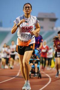 BIB: 8879
                            <button type="button" onclick="openModal(5910229)" class="btn btn-primary btn-sm float-right btn-popup" data-toggle="modal" data-target=".modal-high-quality">
                        <i class="fas fa-shopping-cart"></i> Add to Cart
                    </button>
                                            <button type="button" onclick="isThisMe(5910229, true)" class="btn btn-success btn-sm float-right btn-popup btn-isme hidden" data-toggle="tooltip" data-placement="bottom" title="นี่คือรูปของคุณใช่ไหม คลิกที่นี่เพื่อเอาเข้าอัลบั้ม">
                        <i class="fas fa-plus"></i> Add to album
                    </button>
                    <button type="button" onclick="isThisMe(5910229, false)" class="btn btn-warning btn-sm float-right btn-popup btn-isnotme hidden">
                        <i class="fas fa-ban"></i> Remove from album
                    </button>