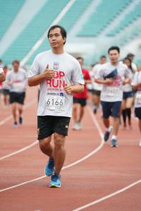 BIB: 201, 6166
                            <button type="button" onclick="openModal(5925120)" class="btn btn-primary btn-sm float-right btn-popup" data-toggle="modal" data-target=".modal-high-quality">
                        <i class="fas fa-shopping-cart"></i> Add to Cart
                    </button>
                                            <button type="button" onclick="isThisMe(5925120, true)" class="btn btn-success btn-sm float-right btn-popup btn-isme hidden" data-toggle="tooltip" data-placement="bottom" title="นี่คือรูปของคุณใช่ไหม คลิกที่นี่เพื่อเอาเข้าอัลบั้ม">
                        <i class="fas fa-plus"></i> Add to album
                    </button>
                    <button type="button" onclick="isThisMe(5925120, false)" class="btn btn-warning btn-sm float-right btn-popup btn-isnotme hidden">
                        <i class="fas fa-ban"></i> Remove from album
                    </button>